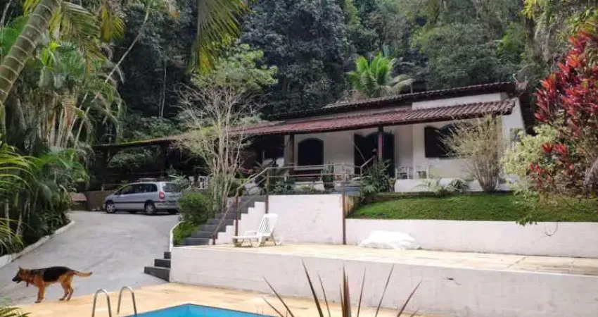 Chácara / sítio com 6 quartos à venda na Avenida Dedo de Deus, Cantagalo, Guapimirim