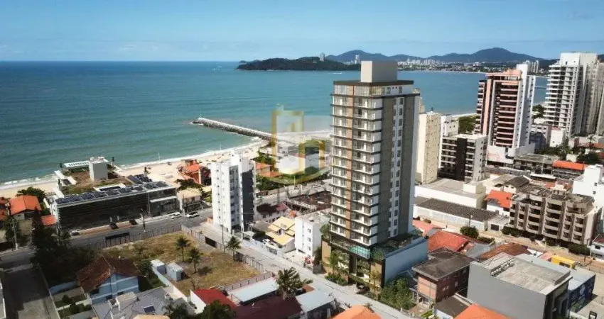 Apartamento de 2 dormitorios sendo 2 suites a 200 metros do mar no centro de Balneario Picarras.