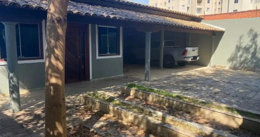 Casa com 4 quartos à venda na Santa Mônica, Belo Horizonte 