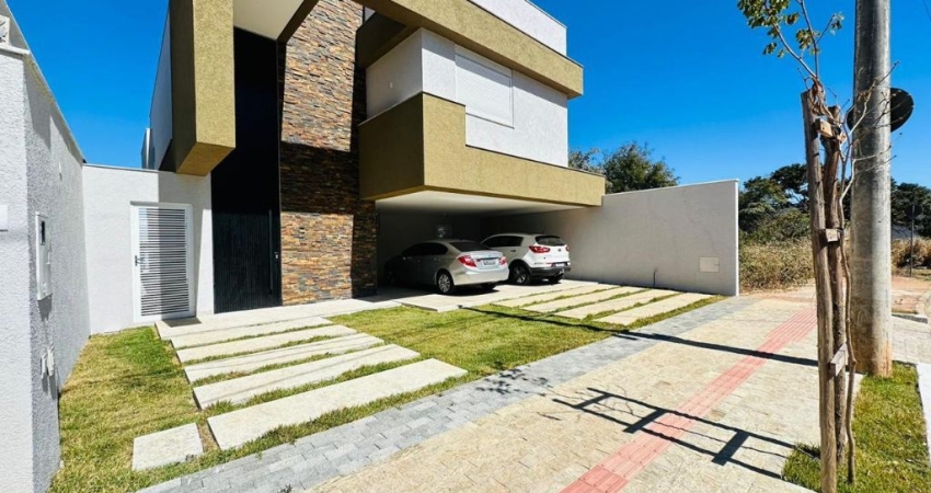 Casa em condomínio fechado com 4 quartos à venda no Portal do Sol, Contagem 