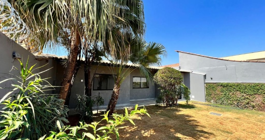 Casa com 4 quartos à venda na Santa Amélia, Belo Horizonte 