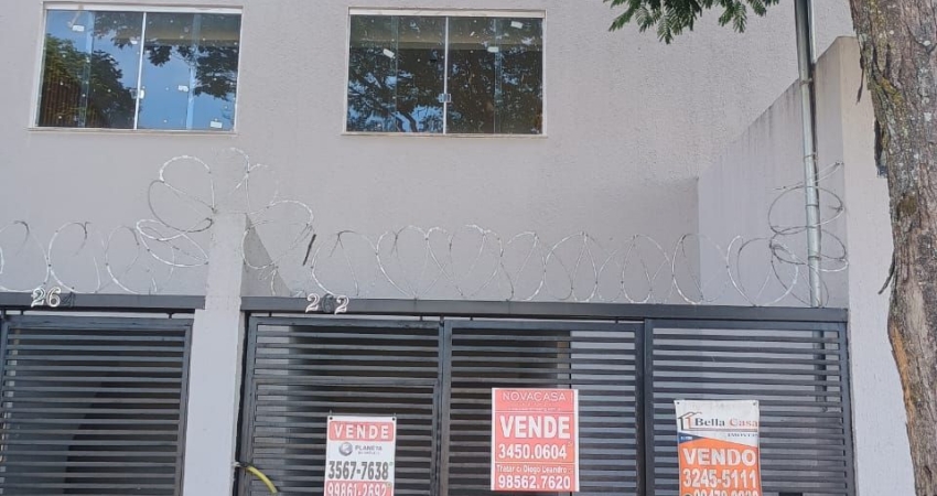 Oportunidade, Casa  Triplex á venda no Bairro Céu Azul