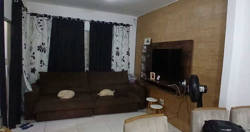 Casa no Bairro Confisco*   Composta por Duas Casas em Dois Andares*