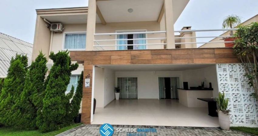 Casa com 4 quartos à venda na Rua Padre Albano José Koeller, 442, Armação, Penha