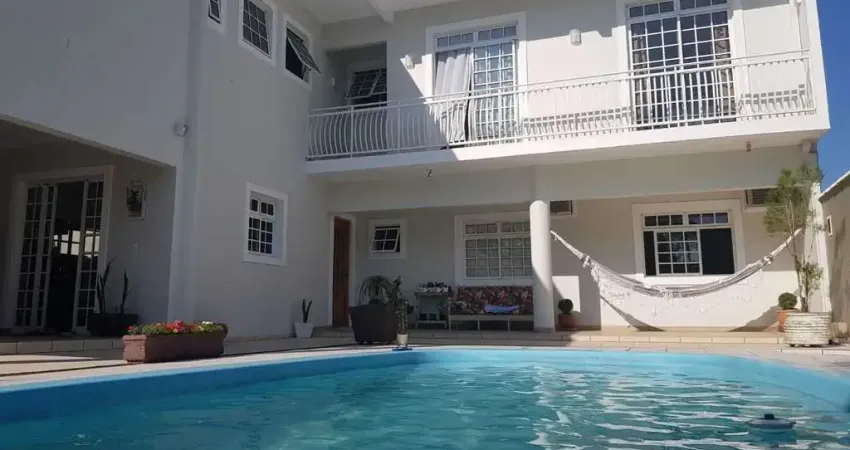 Sobrado alto padrão 400m² de construção em terreno de 720m² em morretes/pr