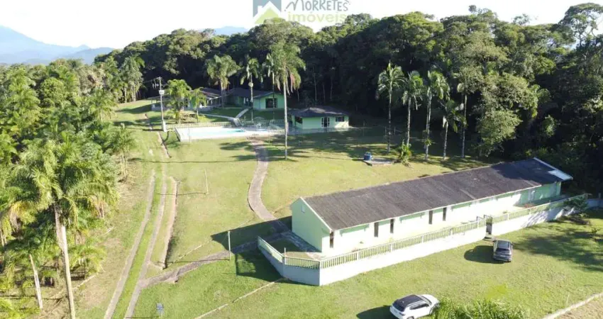 Propriedade pronta para lazer, pousada, hotel fazenda, airbnb, retiros ou moradia Sítio 193.600m2