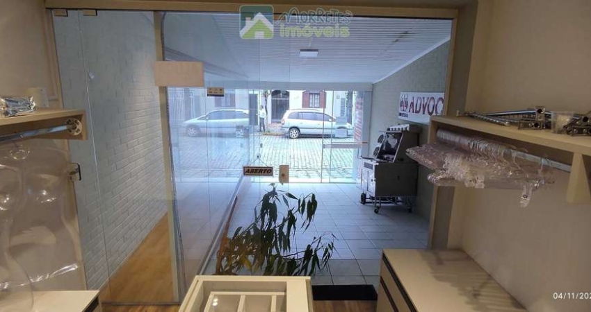 Casa comercial para alugar na Rua XV de Novembro, Centro, Morretes