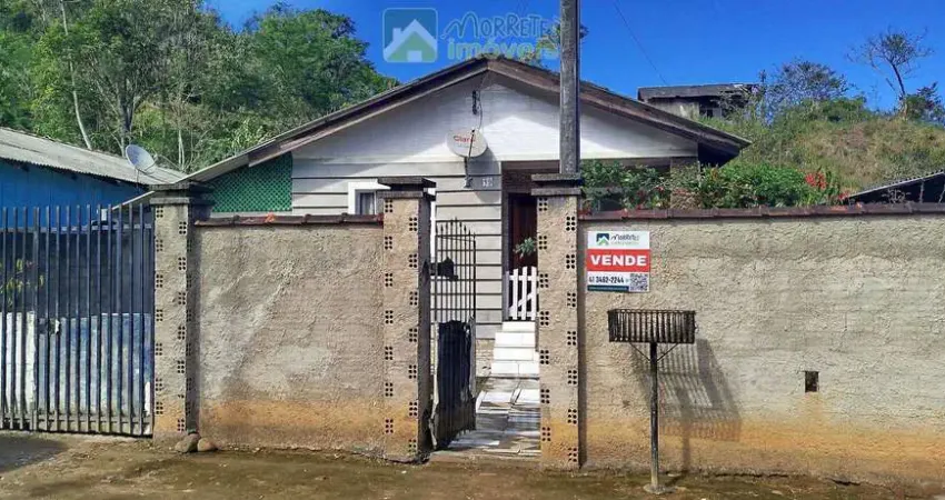 Casa com 2 quartos à venda na Estrada do Antigo Aterro Sanitário, 19, Seis Maria, Morretes