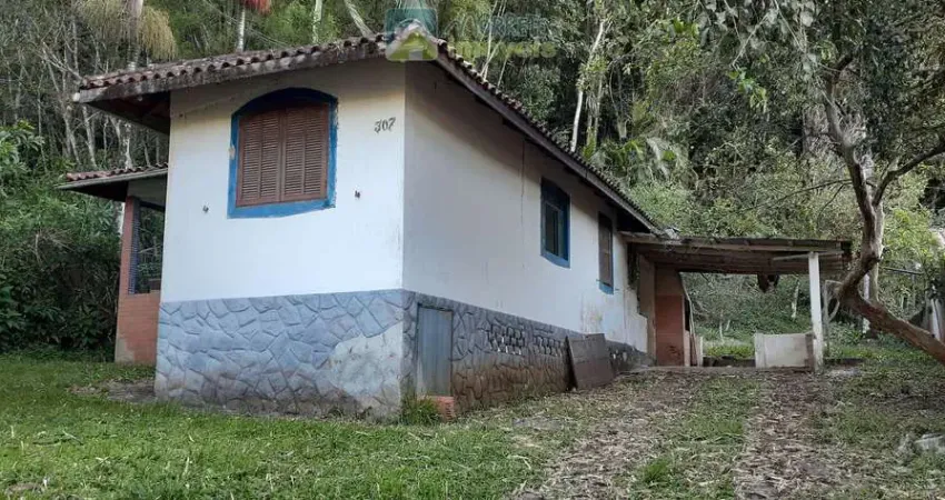 Casa em antonina com 532m² em alvenaria no bairro do batel, escritura e registro