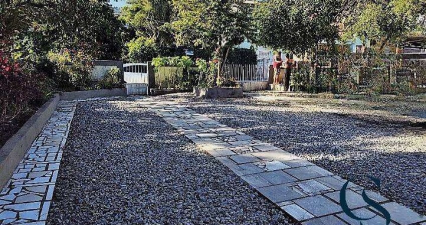 EXCELENTE TERRENO  NA PRAIA DOS AMORES EM BALNEÁRIO CAMBORIÚ
