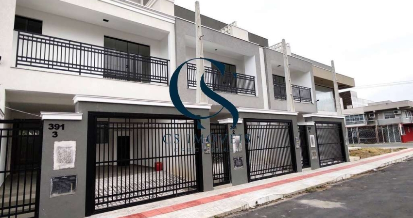 EXCELENTE SOBRADO TRIPLEX   ESTILO NEOCLÁSSICO PRONTO PARA MORAR