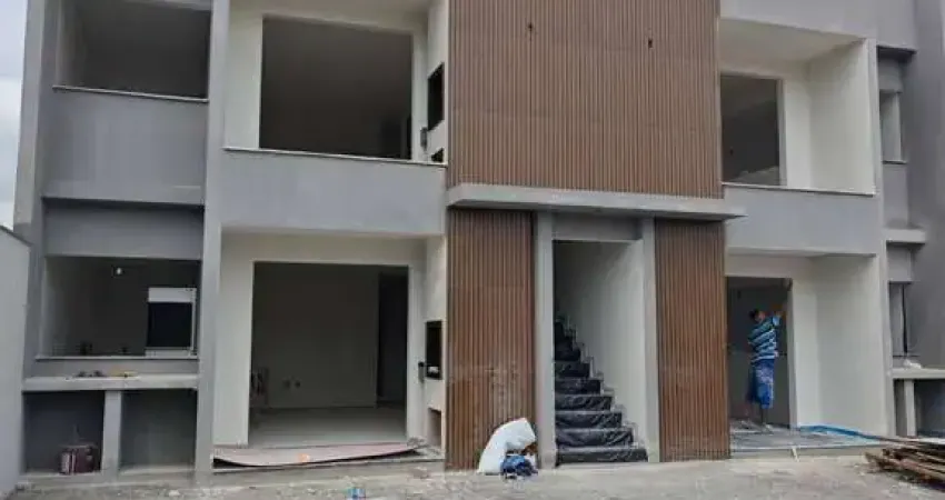 Apartamento com suíte +2 em fase de acabamento no bairro itaipava