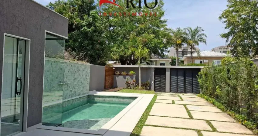 Linda casa em condomínio à venda na cidade de nome da cidade], no bairro nome do bairro] - 4 quartos, 4 suítes, 3 salas, 5 banheiros, 3 vagas de garagem - 380m² de área.