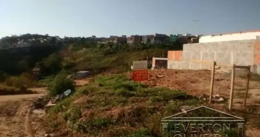 Terreno à venda no Jardim do Marquês, Jacareí 