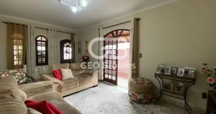 Casa com 3 quartos à venda no Jardim Colônia, Jacareí 