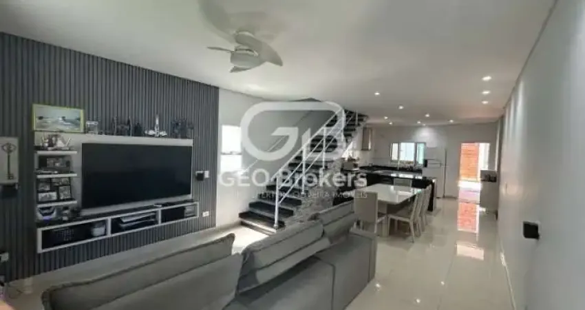 Casa com 3 quartos à venda no Jardim Jacinto, Jacareí 