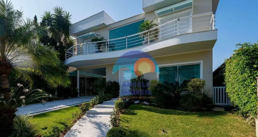 Sobrado com 4 dormitórios à venda, 296 m² por R$ 2.500.000,00 - Bougainvillee II - Peruíbe/SP