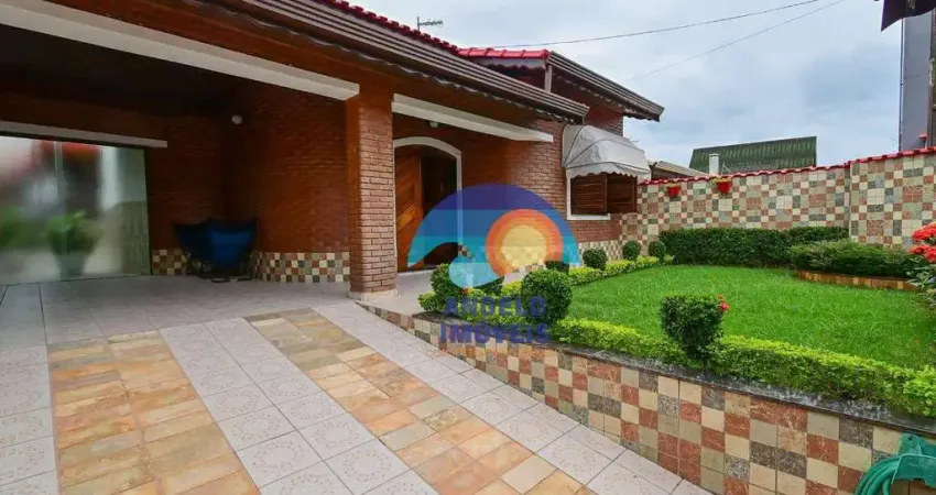 Casa com 3 dormitórios à venda, 156 m² por R$ 540.000,00 - Balneário Três Marias - Peruíbe/SP