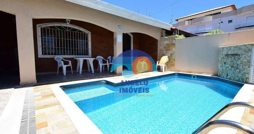 Casa com 3 dormitórios à venda, 135 m² por R$ 550.000,00 - Estância São José - Peruíbe/SP
