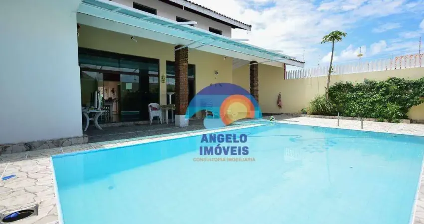 Sobrado com 4 dormitórios à venda, 209 m² por R$ 950.000,00 - Balneário Três Marias - Peruíbe/SP