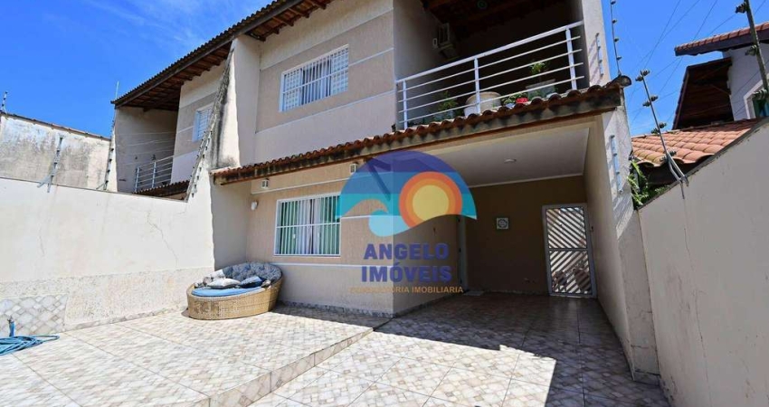 Sobrado com 3 dormitórios à venda, 130 m² por R$ 495.000 - Peruíbe/SP