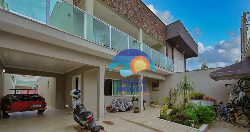 Sobrado com 5 dormitórios à venda, 260 m² por R$ 1.600.000,00 - Centro - Peruíbe/SP