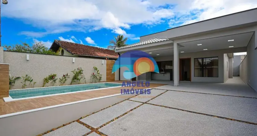 Linda casa na praia com 3 dormitórios à venda, 150 m² por R$ 990.000 - Peruíbe/SP