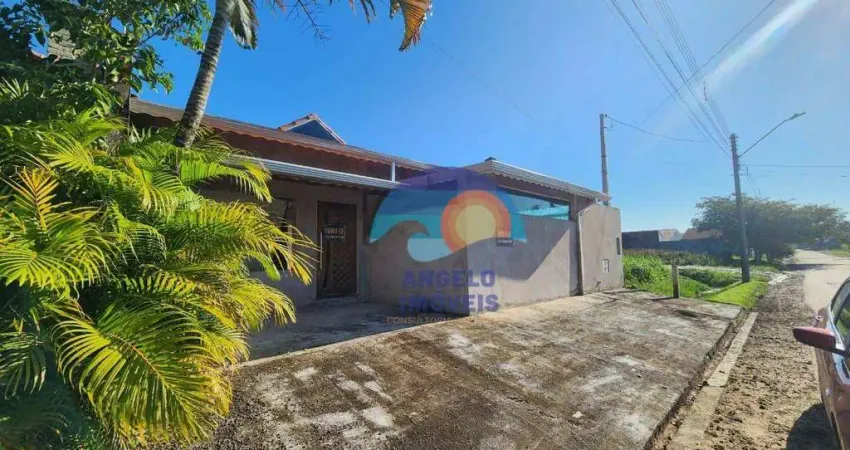 Casa com 2 dormitórios à venda, 110 m² por R$ 370.000 - Parque Balneário Oásis - Peruíbe/SP