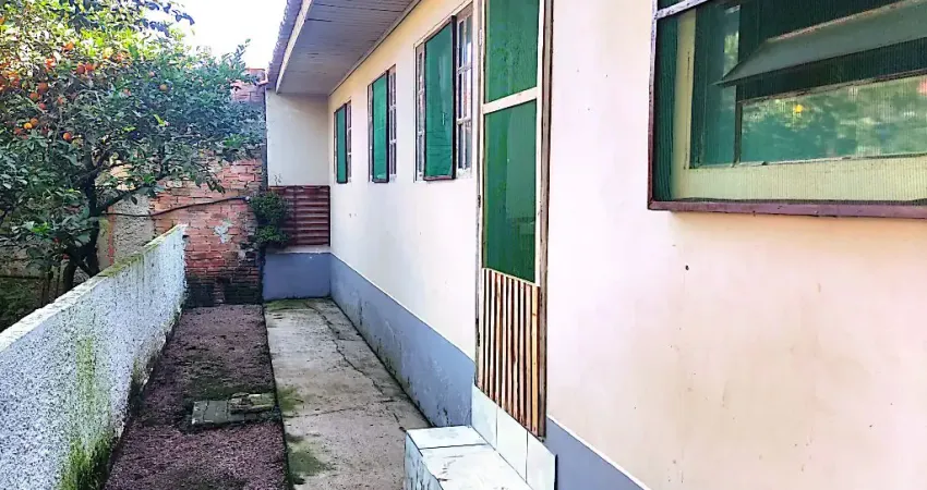 Vende 2 casas no terreno em São José dos Pinhais -  R$415.000,00