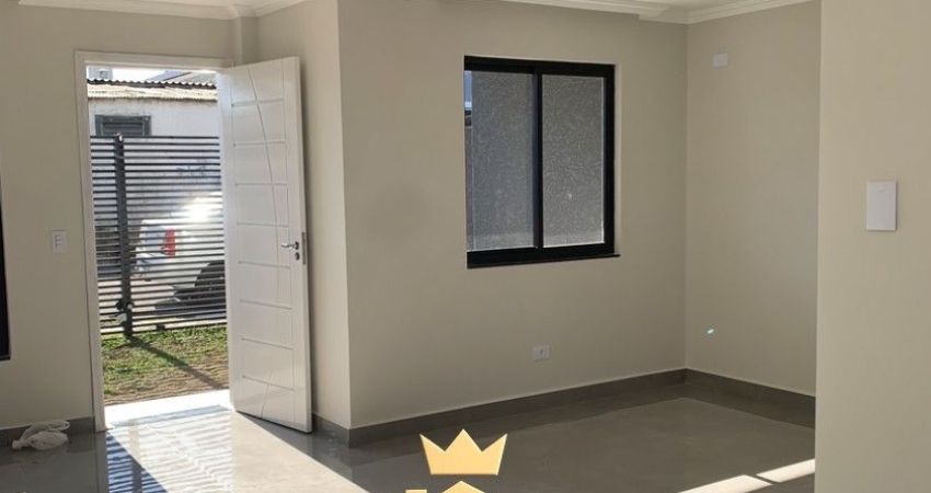 Sobrado a venda no Xaxim com 3 quartos sendo 1 suíte R$570.000,00
