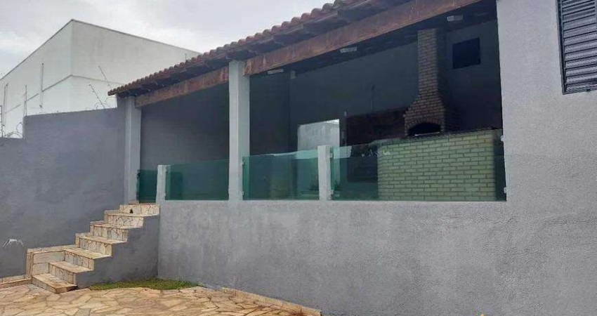 Casa à venda, 3 quartos, 1 suíte, 3 vagas, CIDADE JARDIM - Uberlândia/MG