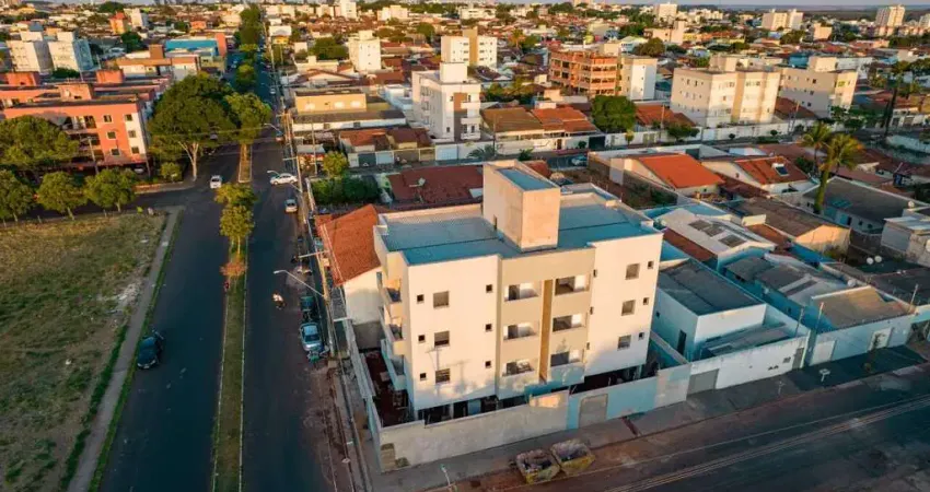 Apartamento à venda, 2 quartos, 1 suíte, 1 vaga, Santa Mônica - Uberlândia/MG