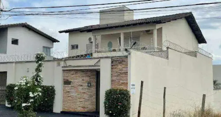 Casa à venda, 4 quartos, 4 suítes, 4 vagas, JARDIM COLINA - Uberlândia/MG