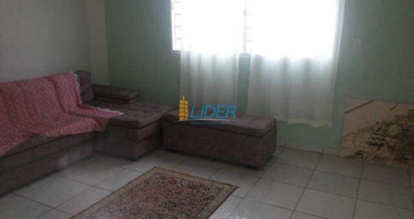 Casa à venda, 4 quartos, 1 suíte, 4 vagas, CIDADE JARDIM - Uberlândia/MG
