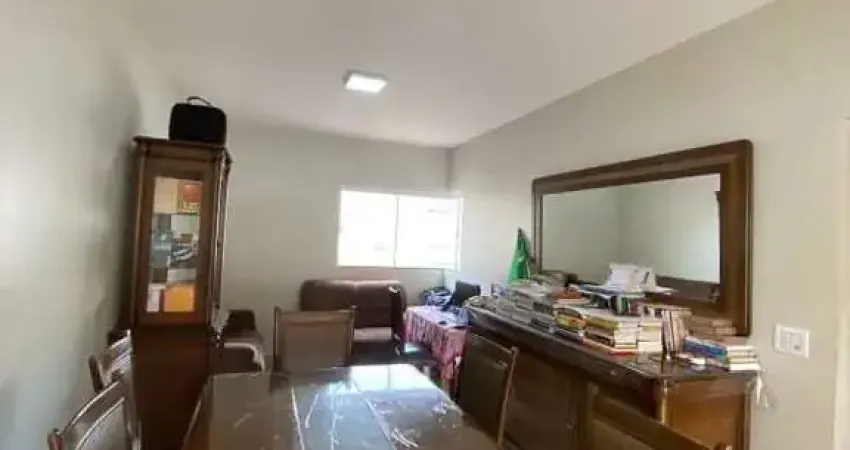 Casa à venda, 3 quartos, 1 suíte, 4 vagas, NOVO MUNDO - Uberlândia/MG