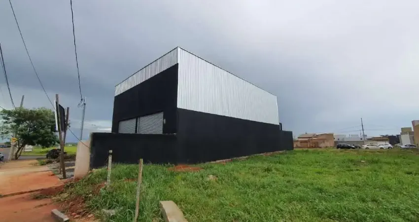 Barracão / Galpão / Depósito à venda na Avenida Serra Bodoquena, Laranjeiras, Uberlândia