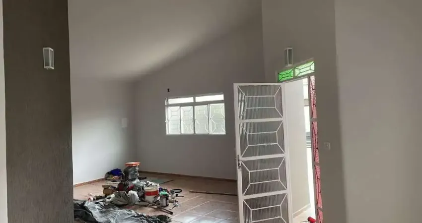 Casa à venda, 3 quartos, 1 suíte, 3 vagas, UMUARAMA - Uberlândia/MG
