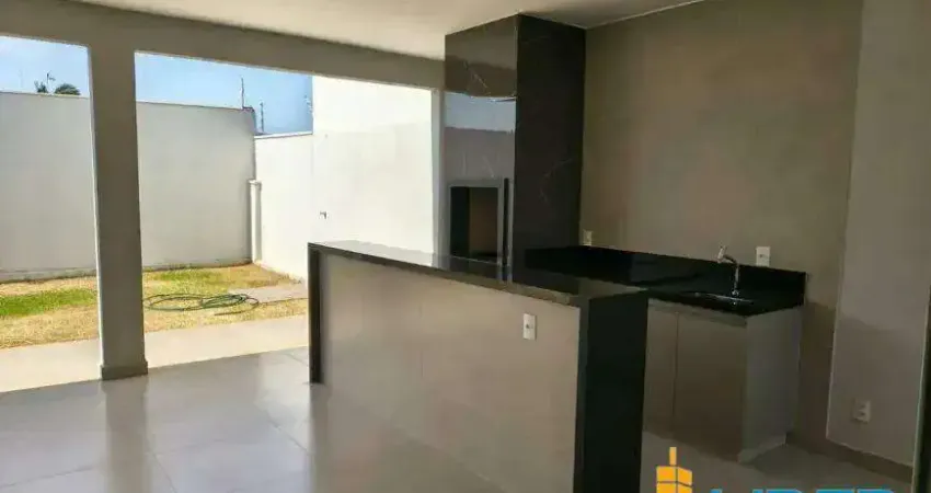 Casa com 4 quartos à venda na Rua das Begônias, Cidade Jardim, Uberlândia