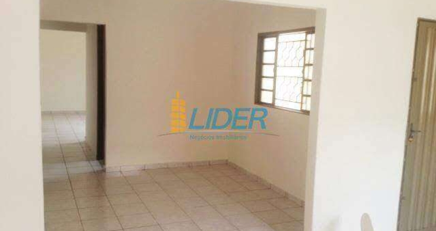 Casa à venda, 3 quartos, 1 suíte, 1 vaga, Pacaembu - Uberlândia/MG