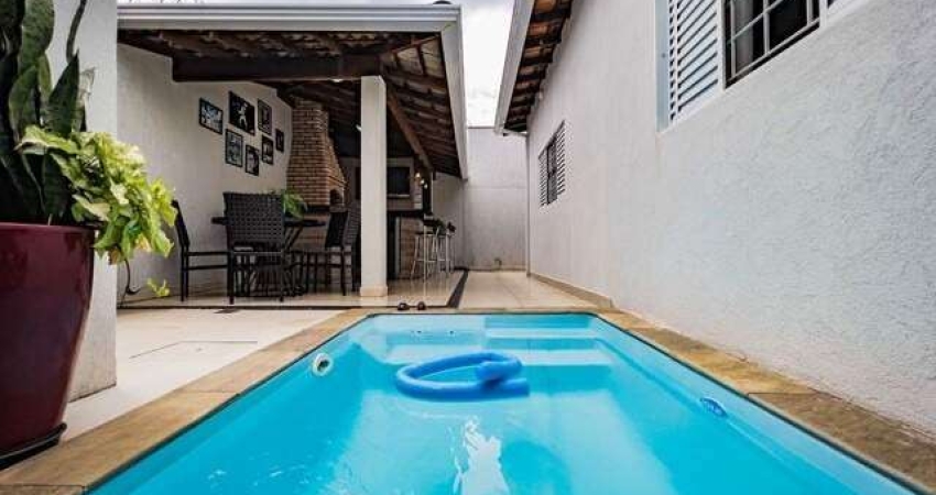 Casa à venda, 3 quartos, 1 suíte, 4 vagas, Jardim Karaíba - Uberlândia/MG
