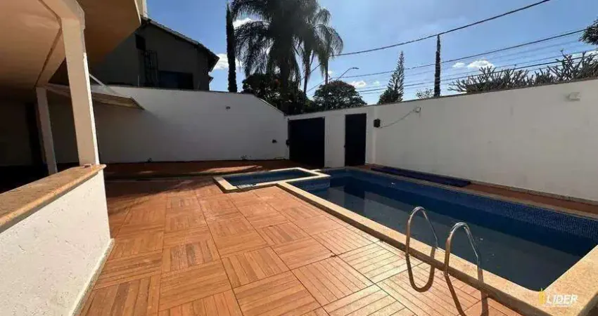 Casa à venda, 3 quartos, 2 suítes, 2 vagas, Jardim Karaíba - Uberlândia/MG
