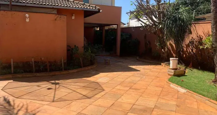 SOBRADO à venda, 4 quartos, 2 suítes, 4 vagas, NOSSA SENHORA DAS GRACAS - Uberlândia/MG