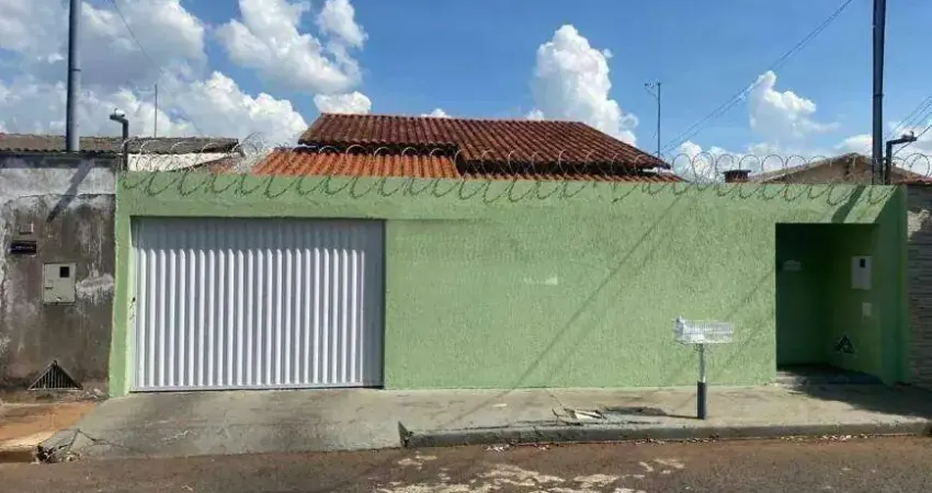 Casa à venda, 3 quartos, 2 vagas, JARDIM CANAA - Uberlândia/MG