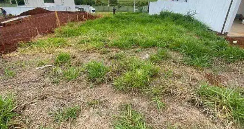 Terreno à venda na Avenida Floriano Peixoto, Granja Marileusa, Uberlândia