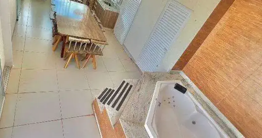 Cobertura à venda, 4 quartos, 2 suítes, 2 vagas, Santa Mônica - Uberlândia/MG