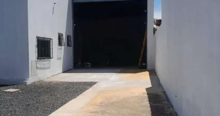 BARRACÃO para aluguel, 3 quartos, Jaraguá - Uberlândia/MG
