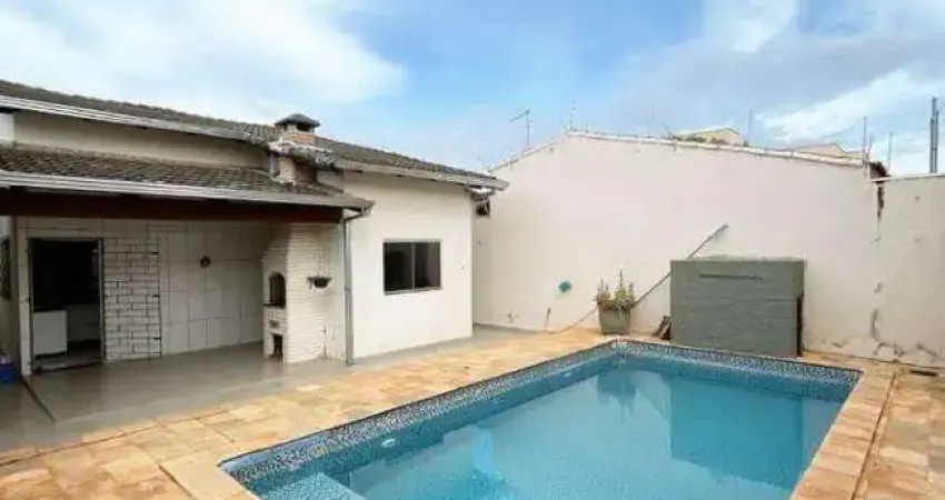 Casa à venda, 3 quartos, 1 suíte, 3 vagas, Segismundo Pereira - Uberlândia/MG