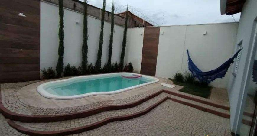 Casa à venda, 4 quartos, 1 suíte, 2 vagas, RESIDENCIAL GRAMADO - Uberlândia/MG