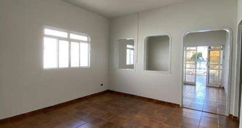 Casa à venda, 4 quartos, 1 suíte, Saraiva - Uberlândia/MG