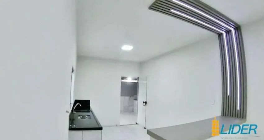 Casa à venda, 3 quartos, 1 suíte, 4 vagas, NOSSA SENHORA DAS GRACAS - Uberlândia/MG